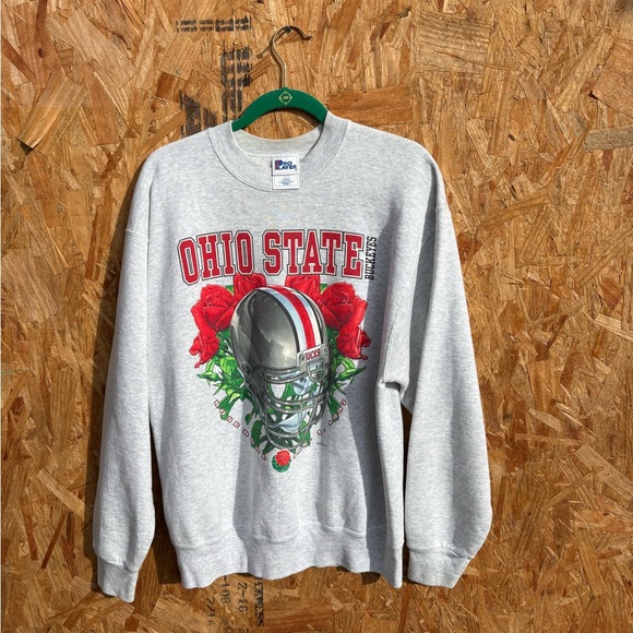 Vintage - Vintage 97’ Sweatshirt Ohio State Buckeyes NCAA Rose Bowl
Size Large - Picture 1 of 11